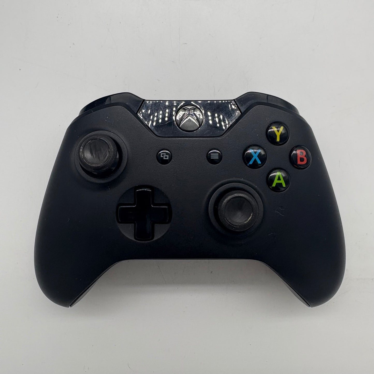 Microsoft Xbox One 500GB Console Gaming System 1540 + 8 Games