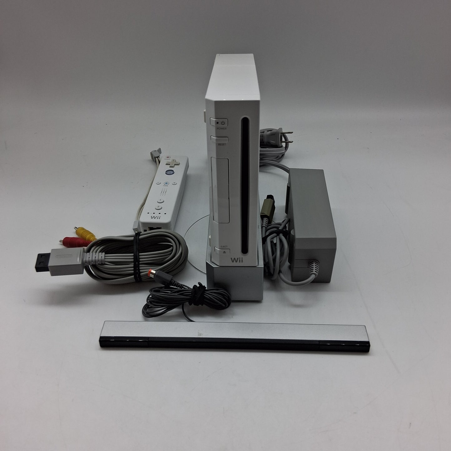 Nintendo Wii Video Game Console RVL-101 White