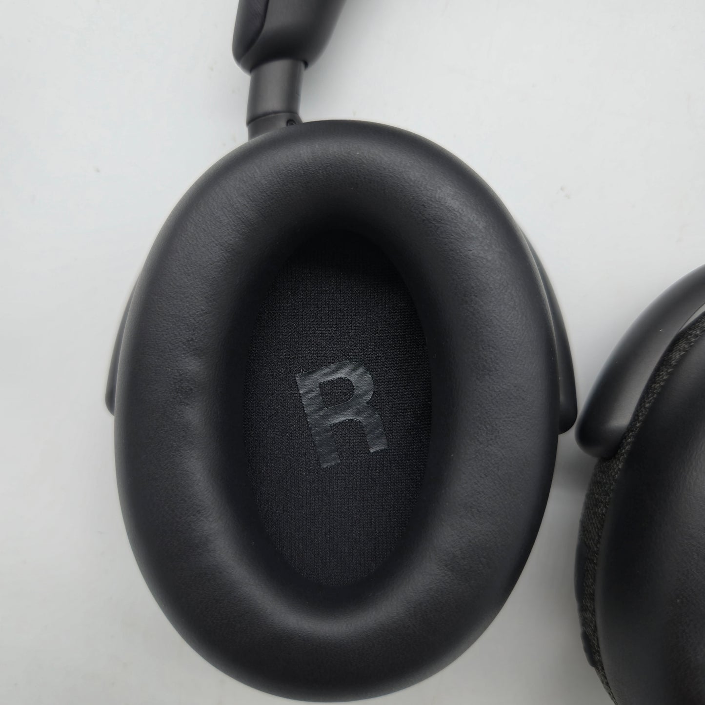Dell WL7024 Wireless Noise Canceling Stereo Headset Black WL7024-DDAO Open Box